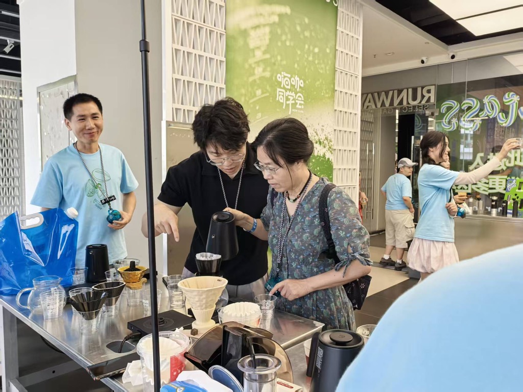 Teaching my mom pour-over at Hiccup Class